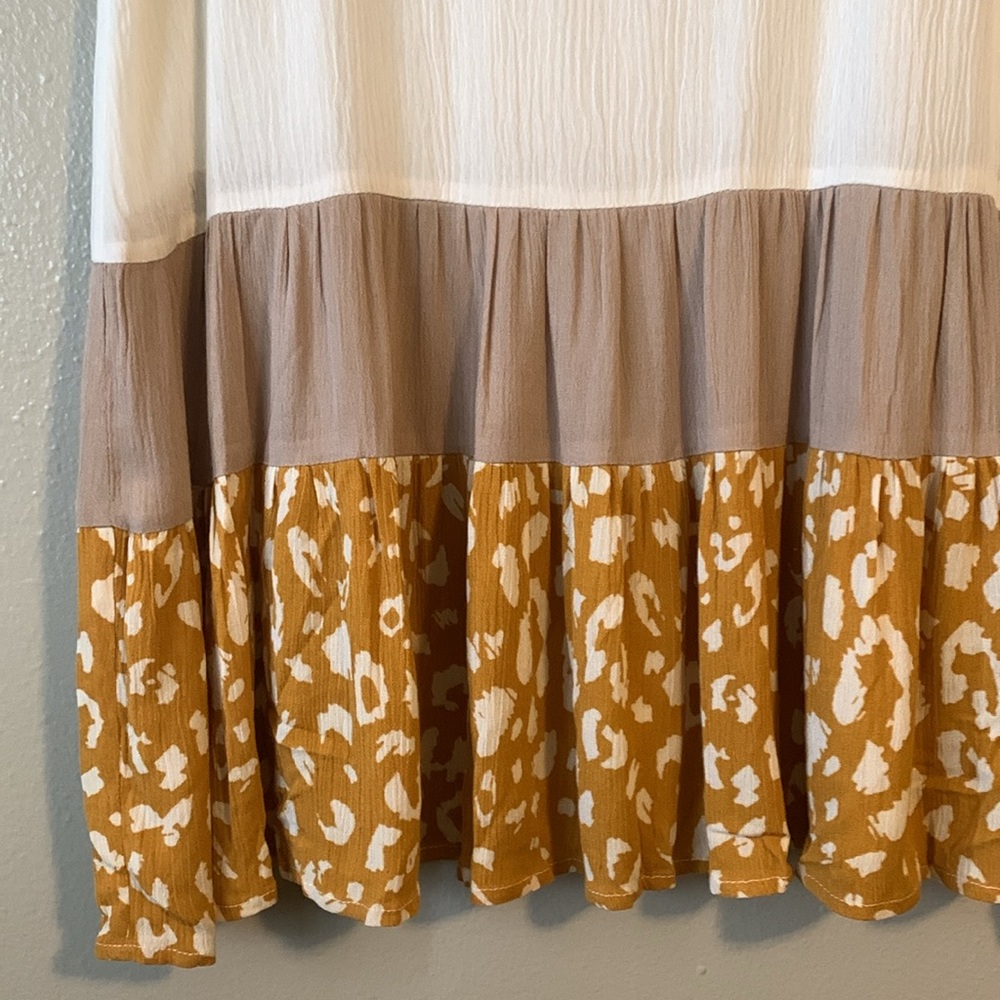 Savanna Jane Embroidered Cap Sleeve Blouse Size S NWT - Picture 5 of 9